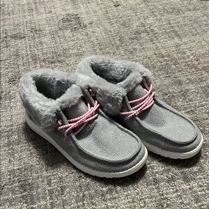 Grey fleece hey dudes